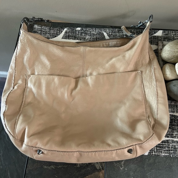 Liebeskins large hobo tan bag - Picture 2 of 5